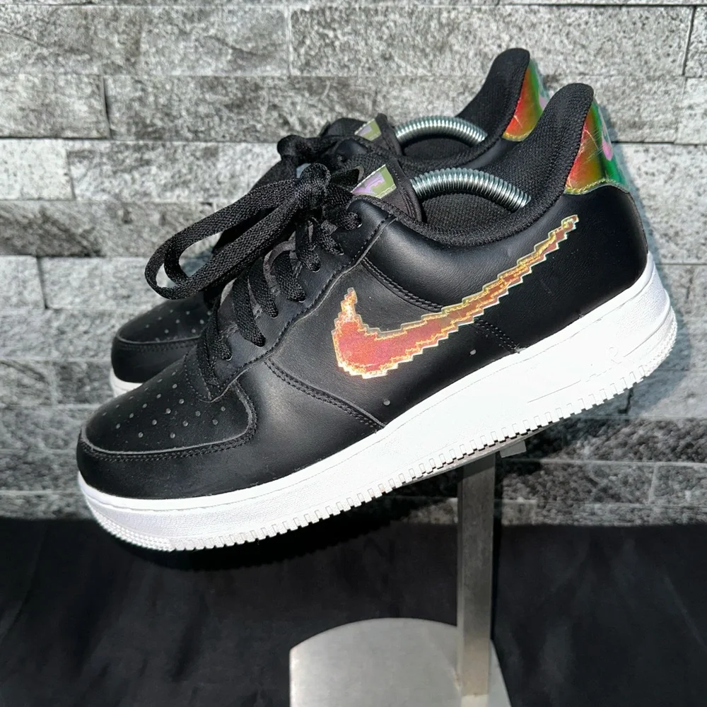 Nike Air Force 1 Low Iridescent Pixel Swoosh Black - M10
